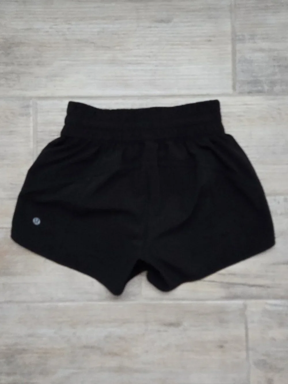 Lululemon Tracker Short V Womens Black Gym Running Activewear Athleisure 4